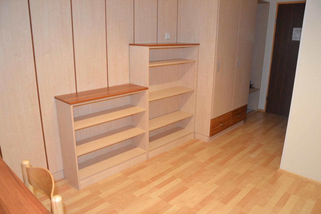 Mladinski Dom - Hostel Klagenfurt am Woerthersee Kültér fotó