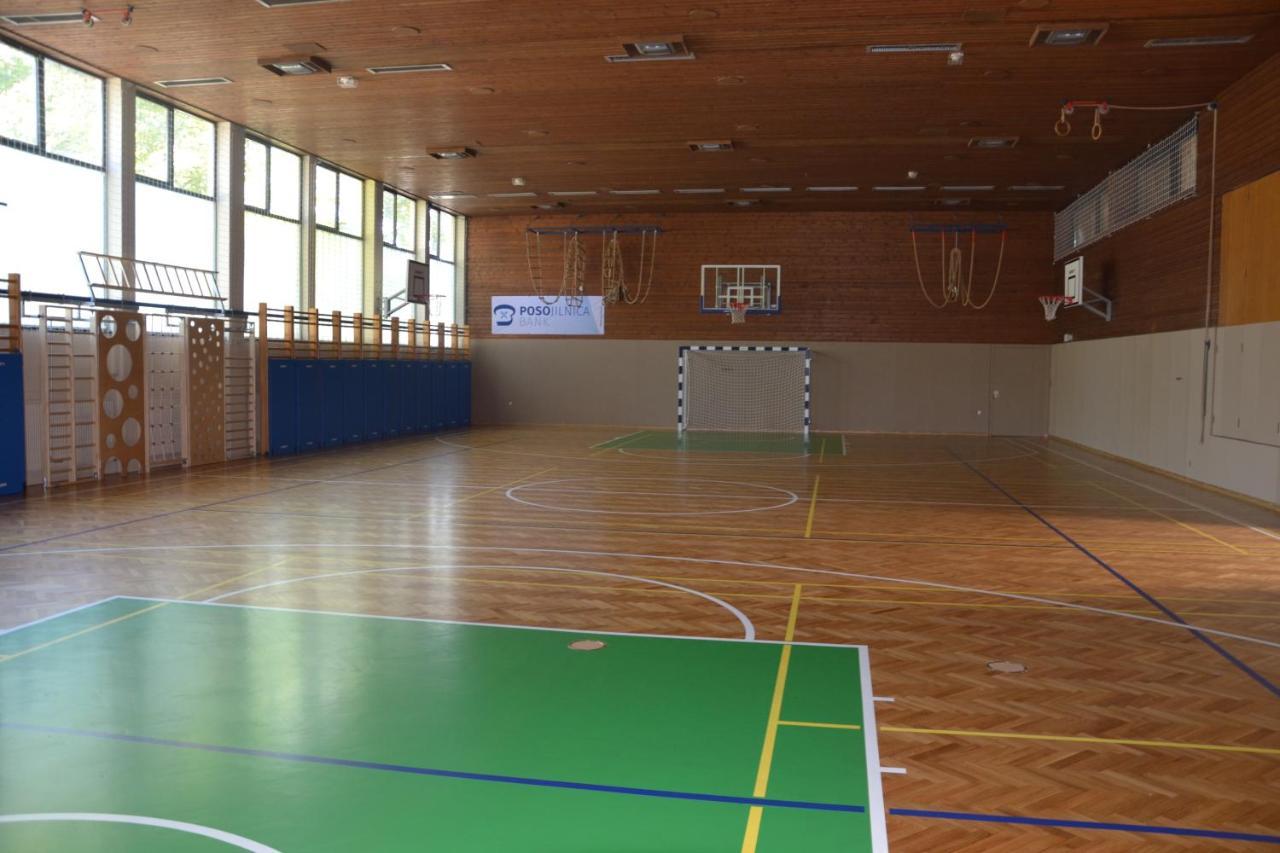 Mladinski Dom - Hostel Klagenfurt am Woerthersee Kültér fotó