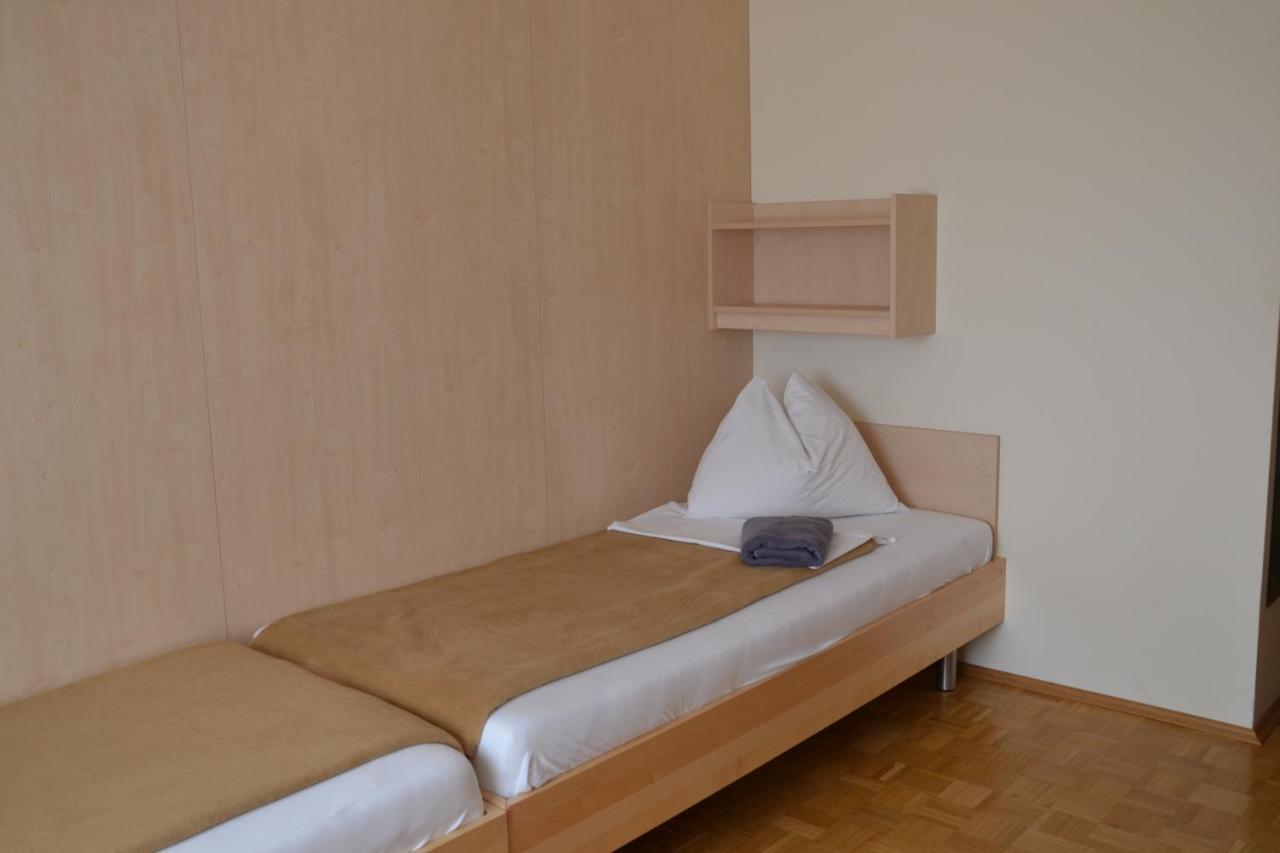 Mladinski Dom - Hostel Klagenfurt am Woerthersee Kültér fotó